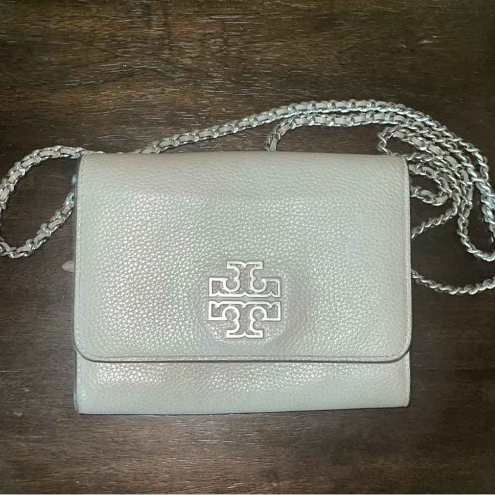Tory Burch Britten Chain Wallet Purse
